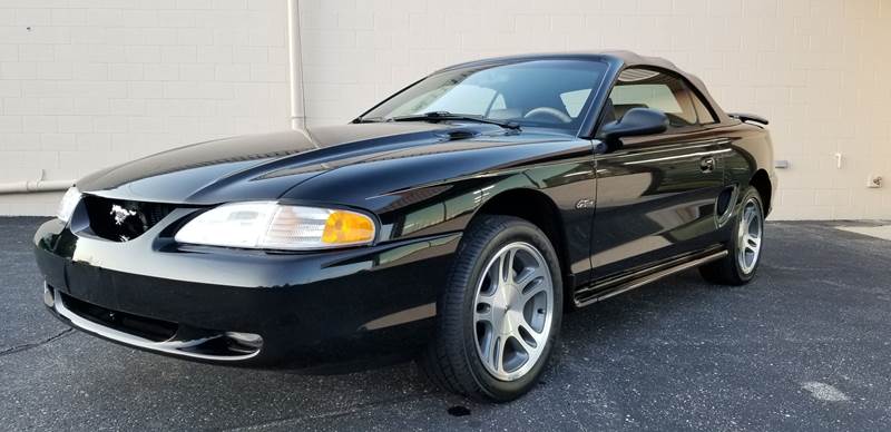 1997 Ford Mustang for sale at 920 Automotive in Watertown WI