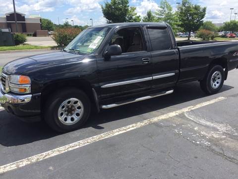 2005 GMC Sierra 1500 for sale at XCELERATION AUTO SALES in Chester VA