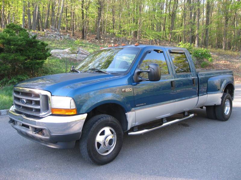 2001 Ford F-350 Super Duty for sale at Right Pedal Auto Sales INC in Wind Gap PA