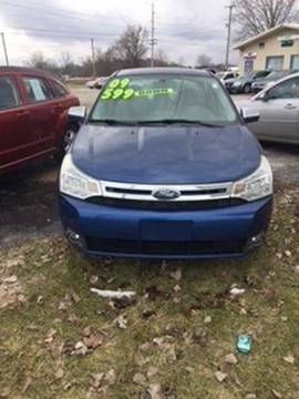 2009 Ford Focus for sale at Car Lot Credit Connection LLC in Elkhart IN