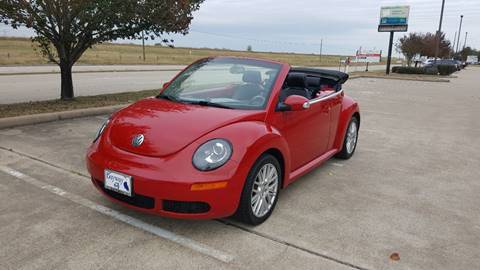 2006 Volkswagen New Beetle for sale at West Oak L&M in Houston TX