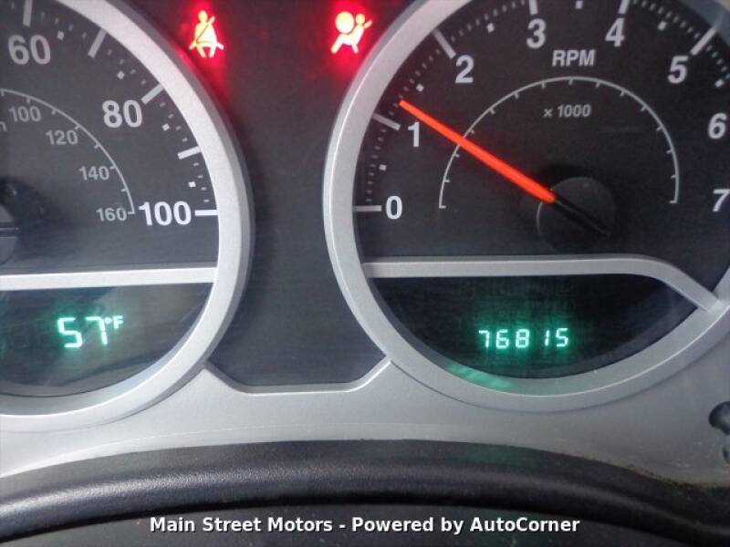 2009 Jeep Wrangler Unlimited Rubicon (image 12)