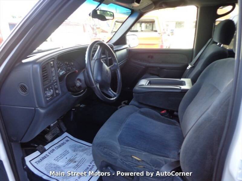 2001 Chevrolet Silverado 2500HD (image 7)