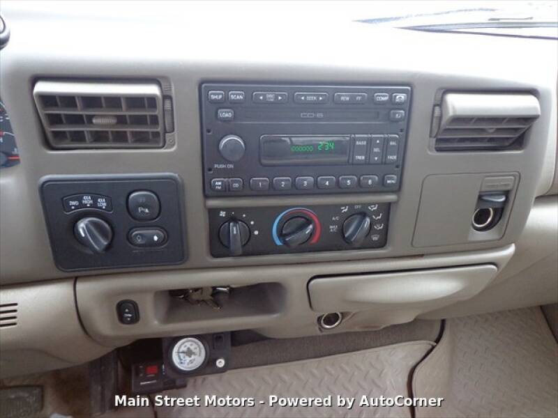2004 Ford F-250 Super Duty (image 14)