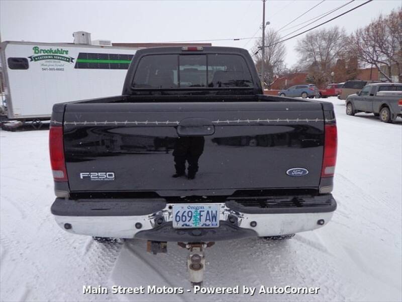 2004 Ford F-250 Super Duty (image 5)