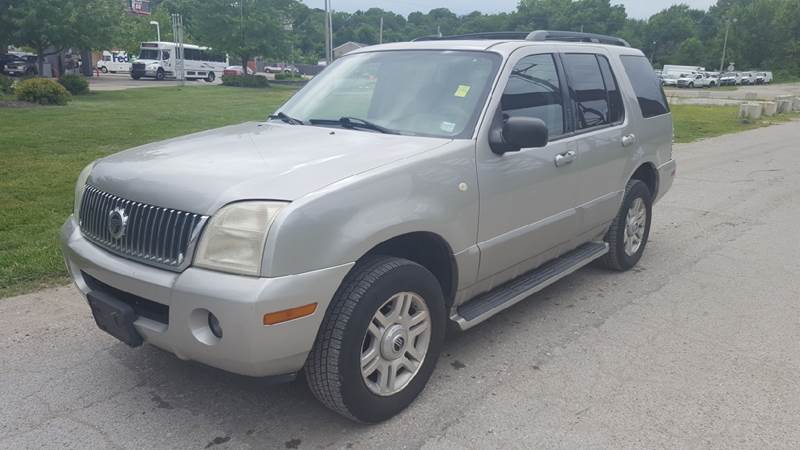 2003 Mercury Mountaineer for sale at DRIVE-RITE in Saint Charles MO
