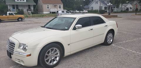 2006 Chrysler 300 for sale at DRIVE-RITE in Saint Charles MO