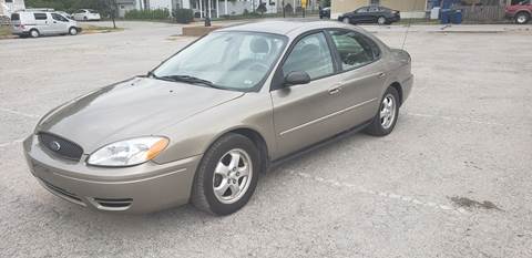 2005 Ford Taurus for sale at DRIVE-RITE in Saint Charles MO
