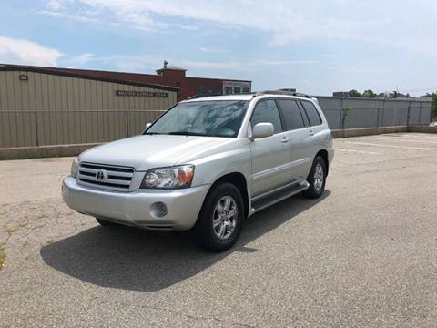 2004 Toyota Highlander for sale at iDrive in New Bedford MA