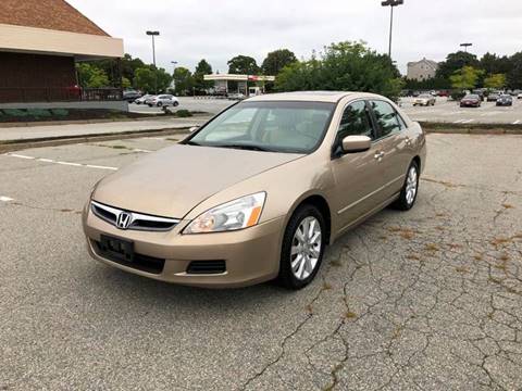 2006 Honda Accord for sale at iDrive in New Bedford MA