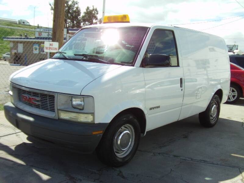 1999 GMC Safari Cargo SL