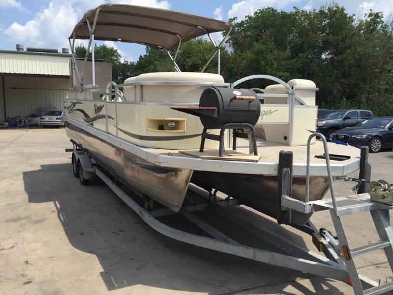 2009 Voyager 28' Tri Hull Pontoon In Houston TX FOREST IMPORTS INC