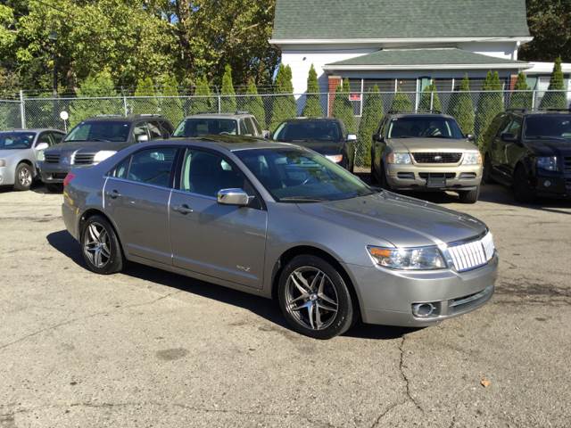 2009 Lincoln MKZ for sale at Oakwood Car Center in Detroit MI