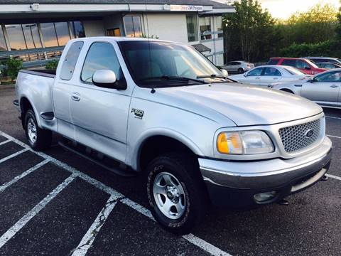 2000 Ford F-150 for sale at KARMA AUTO SALES in Federal Way WA