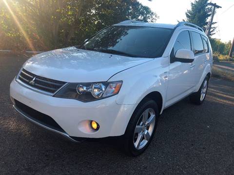 2008 Mitsubishi Outlander for sale at KARMA AUTO SALES in Federal Way WA