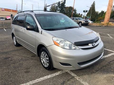 2006 Toyota Sienna for sale at KARMA AUTO SALES in Federal Way WA