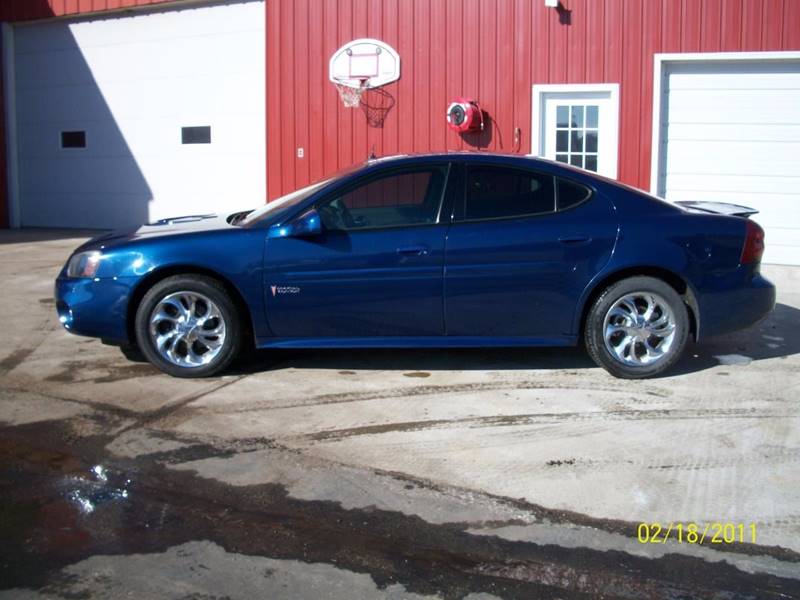 2004 Pontiac Grand Prix for sale at Countryside Auto Body & Sales, Inc in Gary SD