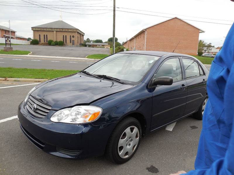 2004 Toyota Corolla for sale at Auto Bahn Motors in Winchester VA