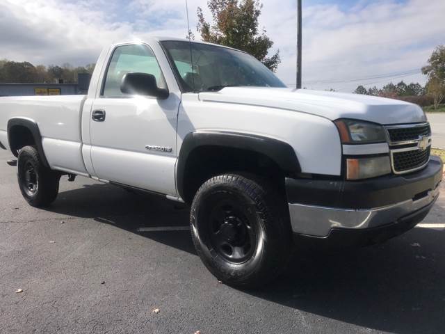 2007 Chevrolet Silverado 2500HD Classic for sale at GTO United Auto Sales LLC in Lawrenceville GA