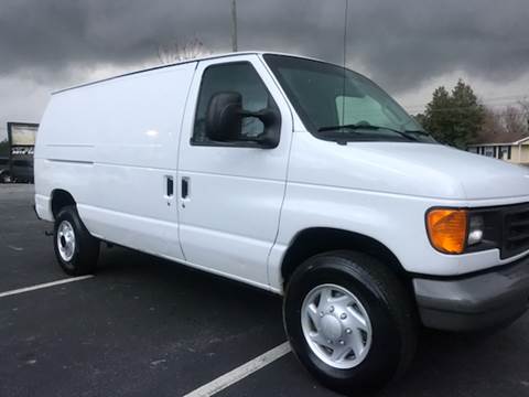 2007 Ford E-Series Cargo for sale at GTO United Auto Sales LLC in Lawrenceville GA