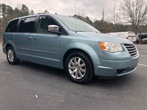 2008 Chrysler Town and Country for sale at GTO United Auto Sales LLC in Lawrenceville GA