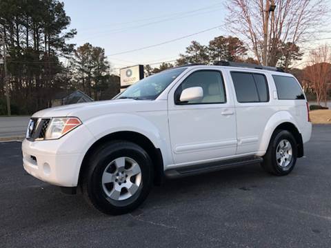 2006 Nissan Pathfinder for sale at GTO United Auto Sales LLC in Lawrenceville GA