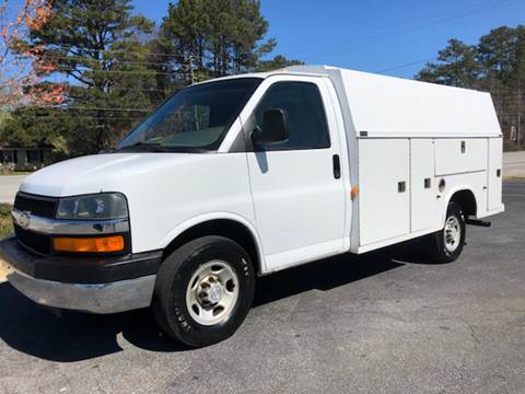 2006 Chevrolet EXPRESS 3500 for sale at GTO United Auto Sales LLC in Lawrenceville GA