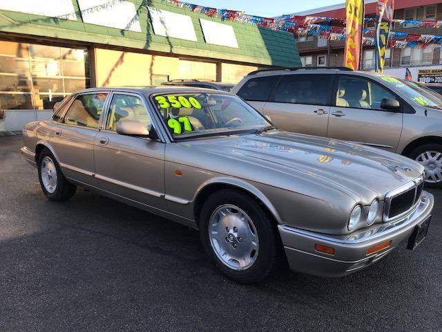 1997 Jaguar XJ-Series for sale at NATIONAL AUTO GROUP INC in Chicago IL