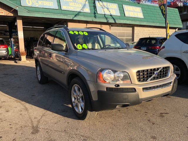 2004 Volvo XC90 for sale at NATIONAL AUTO GROUP INC in Chicago IL