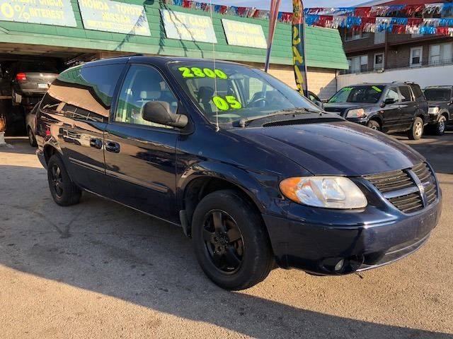 2005 Dodge Grand Caravan for sale at NATIONAL AUTO GROUP INC in Chicago IL