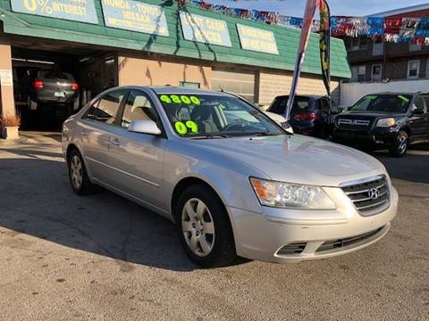 2009 Hyundai Sonata for sale at NATIONAL AUTO GROUP INC in Chicago IL