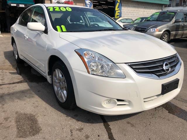 2011 Nissan Altima for sale at NATIONAL AUTO GROUP INC in Chicago IL