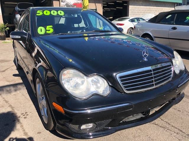 2005 Mercedes-Benz C-Class for sale at NATIONAL AUTO GROUP INC in Chicago IL