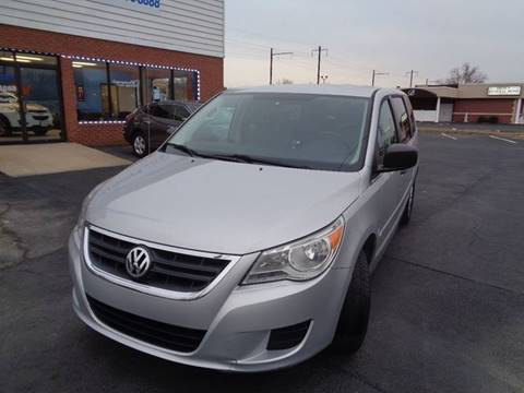 2009 Volkswagen Routan for sale at Car Nation in Aberdeen MD