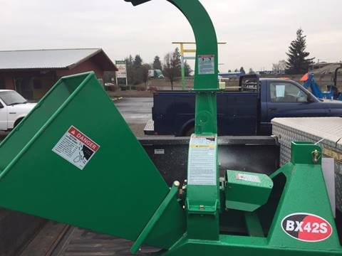 2017 Wallenstein BX 42S Chipper for sale at DirtWorx Equipment in Napavine WA