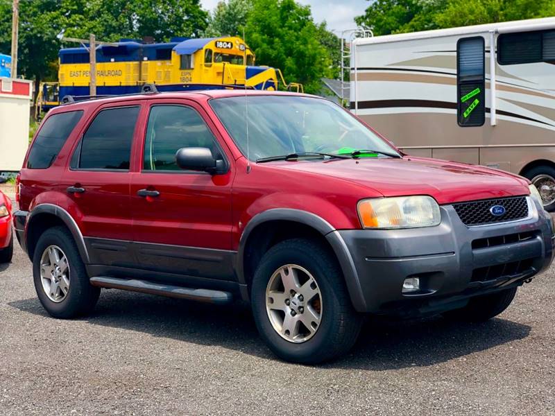 2004 Ford Escape for sale at Mayer Motors of Pennsburg in Pennsburg PA