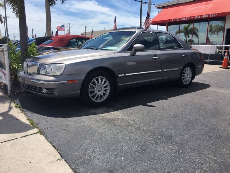 2005 Hyundai XG350 for sale at Top Two USA, Inc in Oakland Park FL