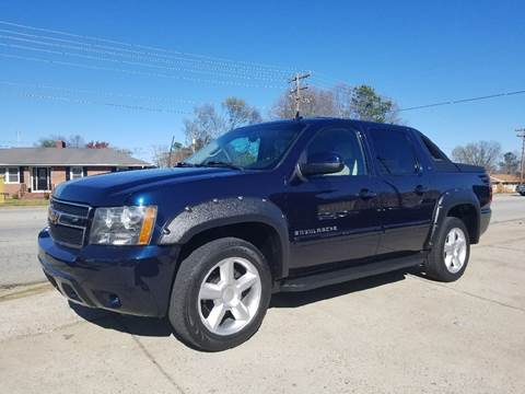 2007 Chevrolet Avalanche for sale at E Motors LLC in Anderson SC