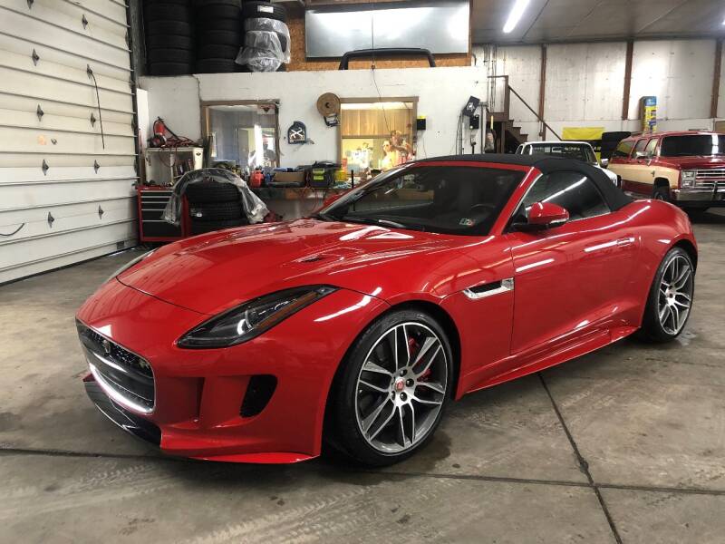 2017 Jaguar F-TYPE R