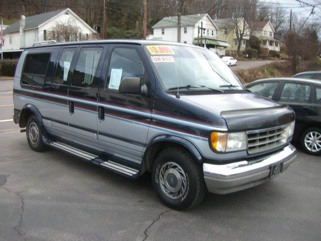 1992 Ford E-150 3dr Chateau Club Wagon Passenger Van In Nanticoke PA ...