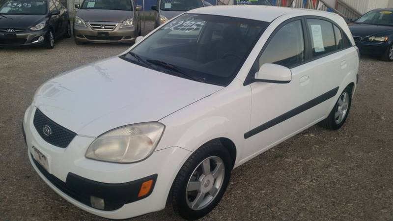 2006 Kia Rio5 for sale at Al's Motors Auto Sales LLC in San Antonio TX