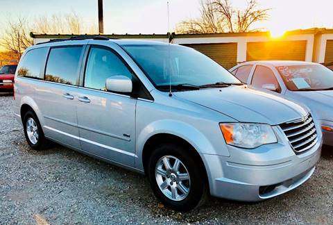 2008 Chrysler Town and Country for sale at Al's Motors Auto Sales LLC in San Antonio TX