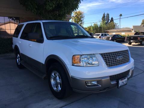 2004 Ford Expedition for sale at Sign and Drive Motors in Stanton CA