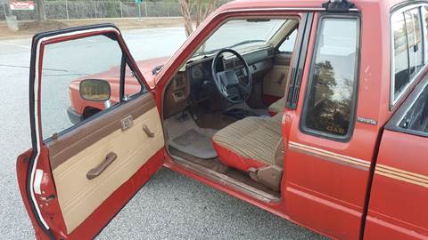 1985 Toyota Pickup Deluxe