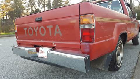 1985 Toyota Pickup Deluxe