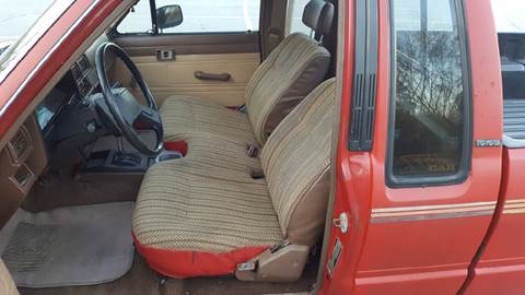 1985 Toyota Pickup Deluxe