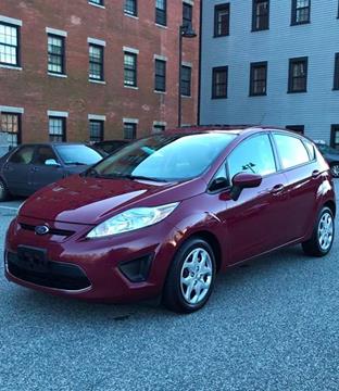 2011 Ford Fiesta for sale at Hernandez Auto Sales in Pawtucket RI