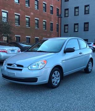 2009 Hyundai Accent for sale at Hernandez Auto Sales in Pawtucket RI