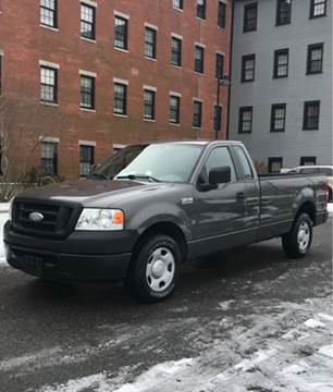 2006 Ford F-150 for sale at Hernandez Auto Sales in Pawtucket RI