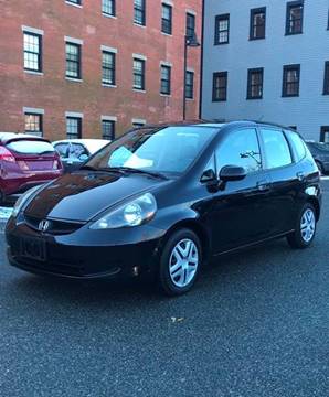 2008 Honda Fit for sale at Hernandez Auto Sales in Pawtucket RI